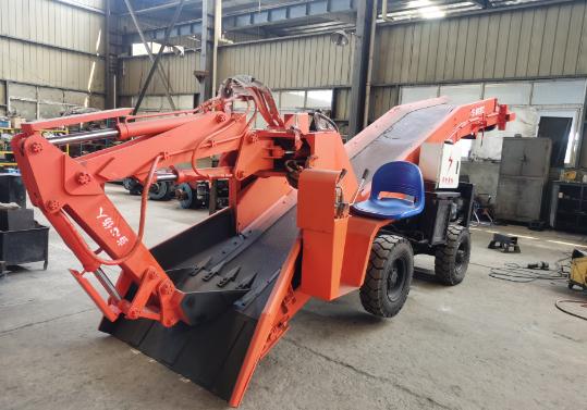 操作輪式扒渣機在隧道工作時，要注意哪些呢？