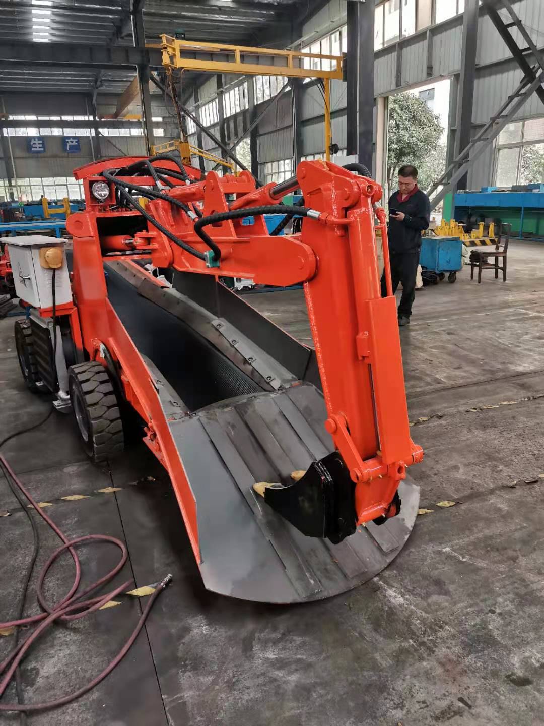 礦用扒渣機的注意事項都有哪些？