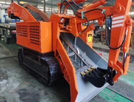 在操作扒渣機(jī)的時(shí)候，要注意哪些方面呢？